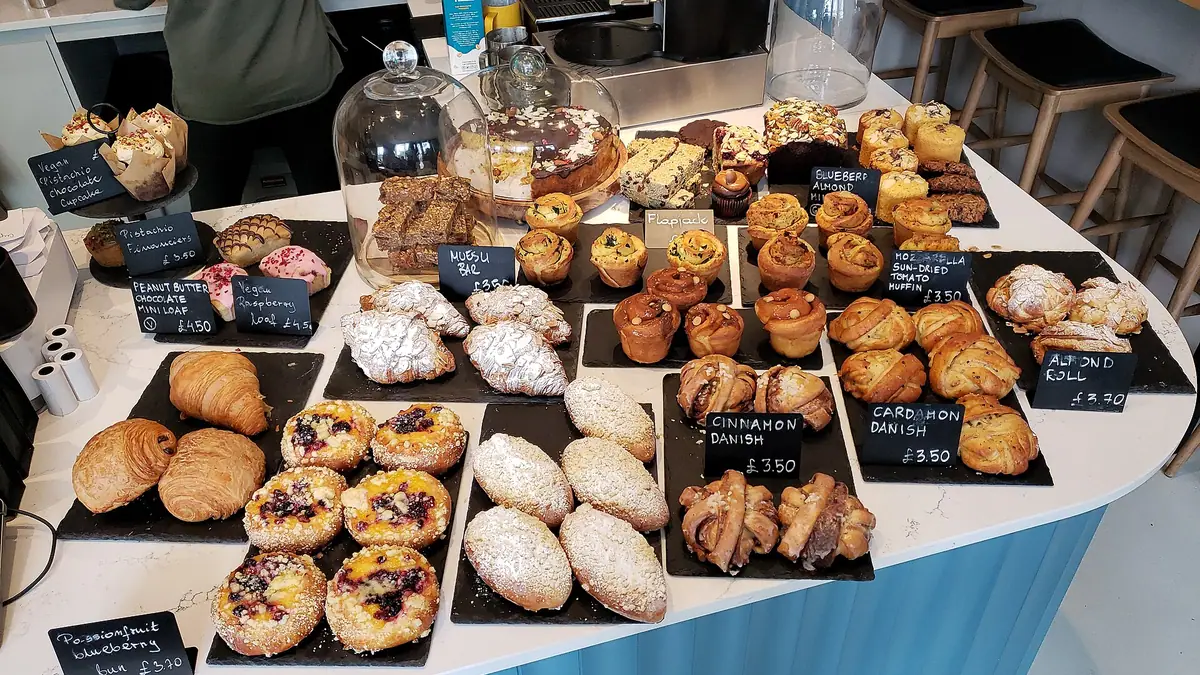 Skinner's Bakery – bakery in Holywood town centre